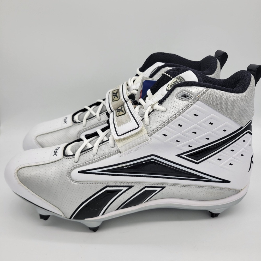 Vintage 2009 Reebok NFL Equipment Football Cleats White Silver Black Men's Sz 17